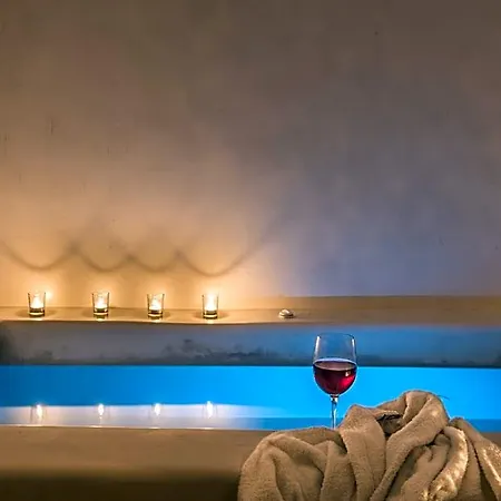 On The Rocks - Small Luxury Of The World (adults Only) 4*