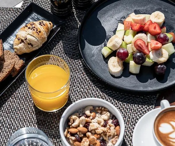 On The Rocks - Small Luxury Of The World (adults Only)