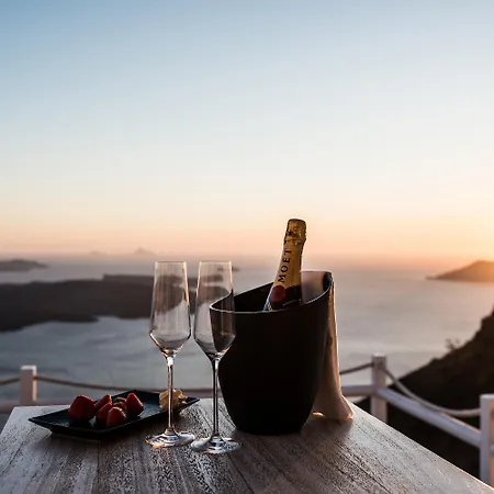 On The Rocks - Small Luxury Of The World (adults Only) Szálloda Imerovígli