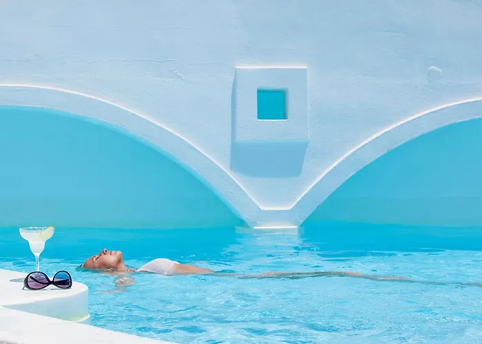 On The Rocks - Small Luxury Of The World (adults Only) Имеровигли